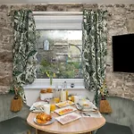 Abbey View Coach House Йол
